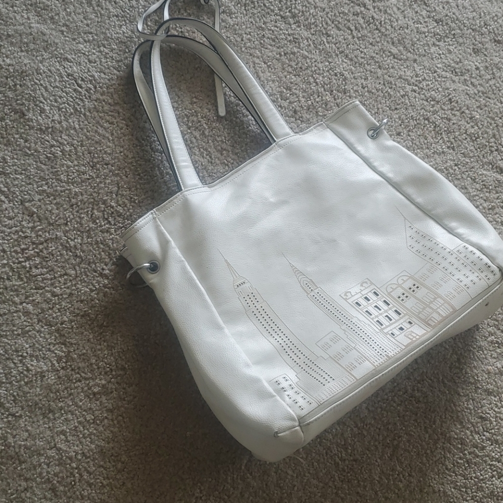 Handbag